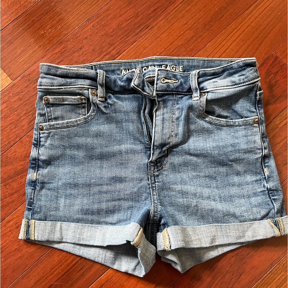 American Eagle Shorts Size 2: Great Condition